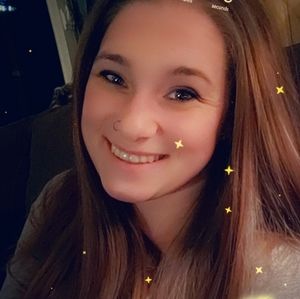 Meet your Posher, Renee